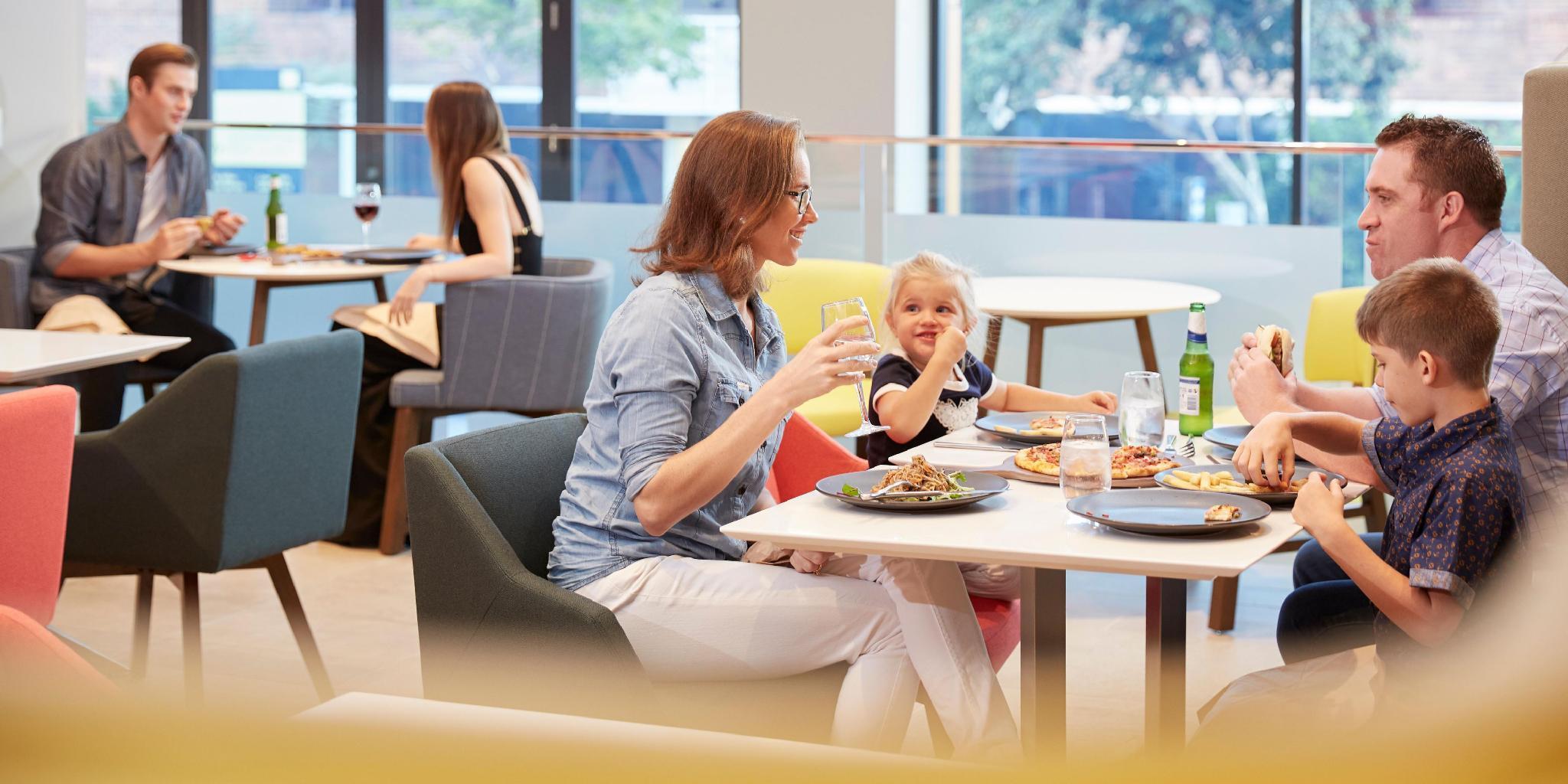 Holiday Inn Express Brisbane Central By Ihg Zewnętrze zdjęcie